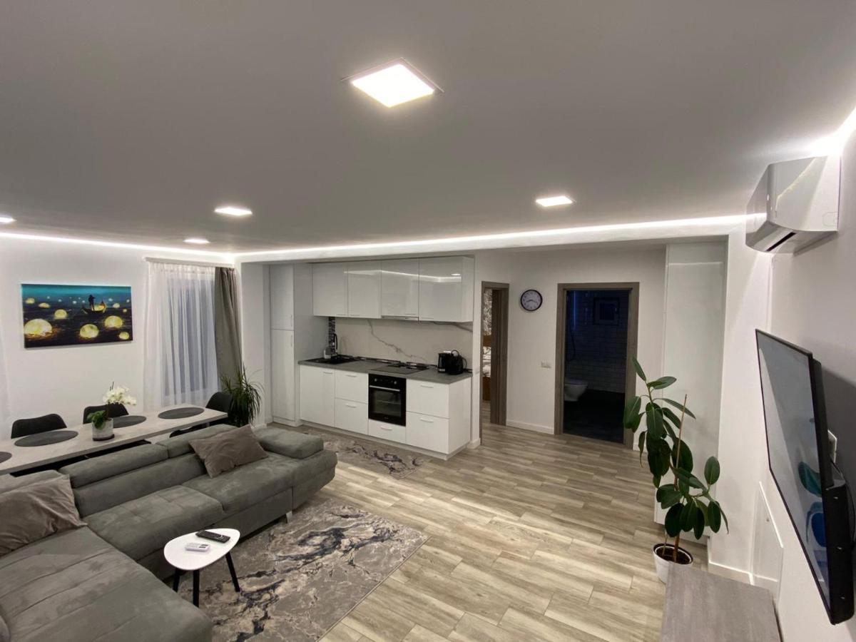 Lora Studio Apartman Szucsáva Kültér fotó