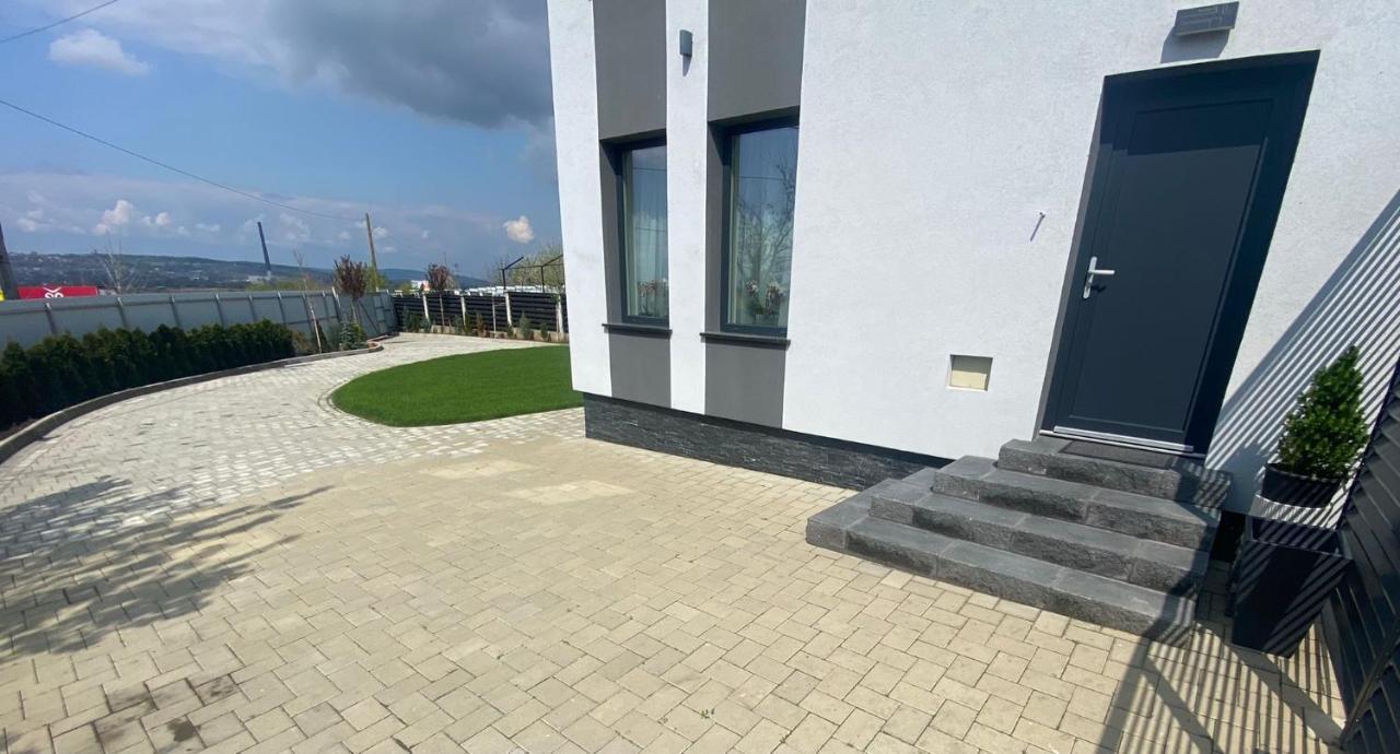 Lora Studio Apartman Szucsáva Kültér fotó
