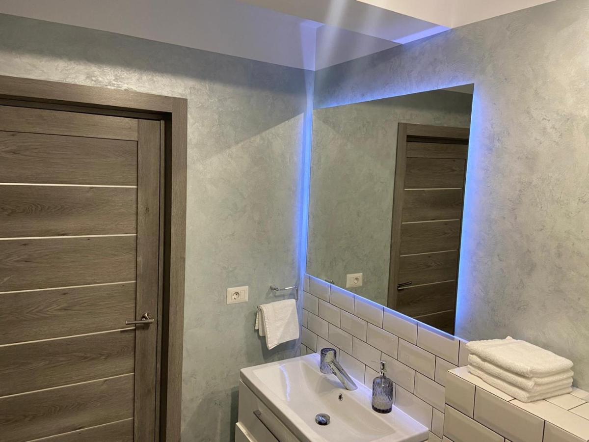 Lora Studio Apartman Szucsáva Kültér fotó